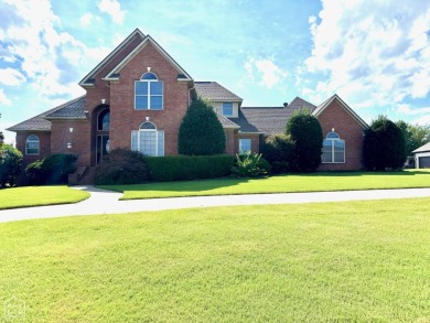 This 5 bedroom/ 31/2 bath spacious home is located in the on Sage Meadows Golf Course in Arkansas - for sale on GolfHomes.com, golf home, golf lot