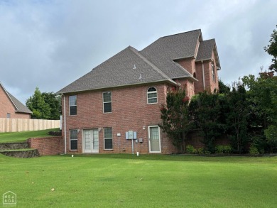 This 5 bedroom/3 1/2 bath spacious home is located in the on Sage Meadows Golf Course in Arkansas - for sale on GolfHomes.com, golf home, golf lot