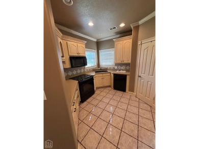 This 5 bedroom/3 1/2 bath spacious home is located in the on Sage Meadows Golf Course in Arkansas - for sale on GolfHomes.com, golf home, golf lot