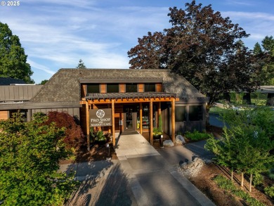 Welcome home to this charming Charbonneau ground-level condo on Charbonneau Golf Club in Oregon - for sale on GolfHomes.com, golf home, golf lot
