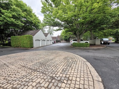 Welcome home to this charming Charbonneau ground-level condo on Charbonneau Golf Club in Oregon - for sale on GolfHomes.com, golf home, golf lot