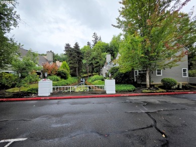 Welcome home to this charming Charbonneau ground-level condo on Charbonneau Golf Club in Oregon - for sale on GolfHomes.com, golf home, golf lot
