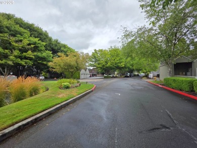 Welcome home to this charming Charbonneau ground-level condo on Charbonneau Golf Club in Oregon - for sale on GolfHomes.com, golf home, golf lot