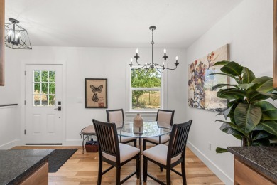 Must tour, beautifully remodeled like-new 1994 Craftsman on Oak Knoll Golf Course in Oregon - for sale on GolfHomes.com, golf home, golf lot