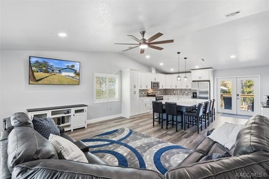 Welcome to your slice of paradise in beautiful Crystal River on Plantation Inn and Golf Resort  in Florida - for sale on GolfHomes.com, golf home, golf lot