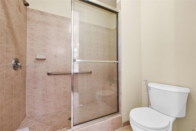 UNIQUE!!! First-floor corner unit in Palm Aire with golf course on Palm-Aire Country Club and Resort - The Oaks in Florida - for sale on GolfHomes.com, golf home, golf lot
