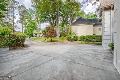 Welcome to this stunning and spacious home located in on Braelinn Golf Club in Georgia - for sale on GolfHomes.com, golf home, golf lot