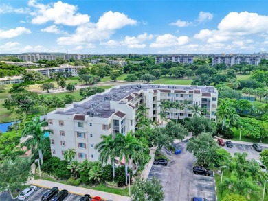 UNIQUE!!! First-floor corner unit in Palm Aire with golf course on Palm-Aire Country Club and Resort - The Oaks in Florida - for sale on GolfHomes.com, golf home, golf lot