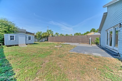 JUST REDUCED! Don't miss out on this incredible opportunity to on Signal Hill Golf Course, Inc. in Florida - for sale on GolfHomes.com, golf home, golf lot