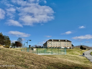 WELCOME TO WOODLAKE GOLF COURSE! NO FANCY WORDS ARE NEEDED HERE on Woodlake Golf Club in Tennessee - for sale on GolfHomes.com, golf home, golf lot