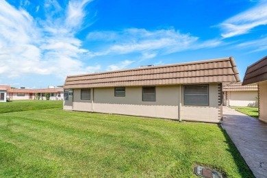 Gorgeous, updated, waterfront 2 bed 2 bath villa in highly on Kings Point Golf - Executive in Florida - for sale on GolfHomes.com, golf home, golf lot