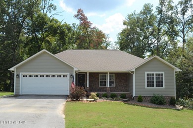 Nice 3 bedroom, 2 bath home with appr 1524 Sq. ft. in beautiful on Deer Creek Golf Club in Tennessee - for sale on GolfHomes.com, golf home, golf lot