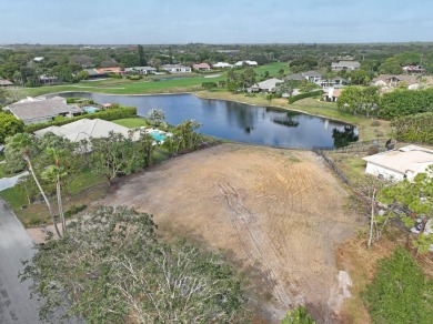 Discover an extraordinary opportunity to create your dream home on Hamlet Country Club in Florida - for sale on GolfHomes.com, golf home, golf lot