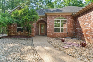 Beautiful 3-Bed, 2-Bath Home in Balboa Golf Course Neighborhood! on Balboa Golf Course in Arkansas - for sale on GolfHomes.com, golf home, golf lot