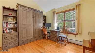 Immaculately maintained home in Tanglwood Lakes with an included on Paupack Hills Golf and Country Club in Pennsylvania - for sale on GolfHomes.com, golf home, golf lot