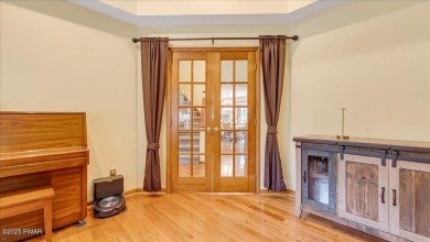 Immaculately maintained home in Tanglwood Lakes with an included on Paupack Hills Golf and Country Club in Pennsylvania - for sale on GolfHomes.com, golf home, golf lot