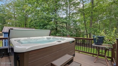 Immaculately maintained home in Tanglwood Lakes with an included on Paupack Hills Golf and Country Club in Pennsylvania - for sale on GolfHomes.com, golf home, golf lot