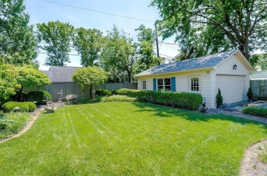 Welcome to 320 Queensway Drive, situated in the highly on Idle Hour Country Club in Kentucky - for sale on GolfHomes.com, golf home, golf lot