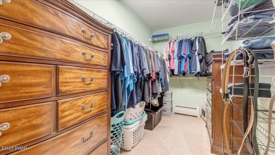 Immaculately maintained home in Tanglwood Lakes with an included on Paupack Hills Golf and Country Club in Pennsylvania - for sale on GolfHomes.com, golf home, golf lot
