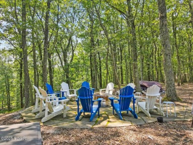 Immaculately maintained home in Tanglwood Lakes with an included on Paupack Hills Golf and Country Club in Pennsylvania - for sale on GolfHomes.com, golf home, golf lot