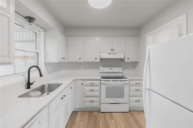 Welcome to your beautifully remodeled Bella Vista townhome! on Bella Vista Country Club and Golf Course in Arkansas - for sale on GolfHomes.com, golf home, golf lot