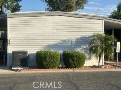 Welcome to The Lakes at Hemet West - Space #476, a beautifully on Hemet West Mobile Estates in California - for sale on GolfHomes.com, golf home, golf lot