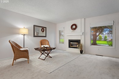 Comfortable single-level living tucked back from Summerfield's on Summerfield Golf and Country Club in Oregon - for sale on GolfHomes.com, golf home, golf lot