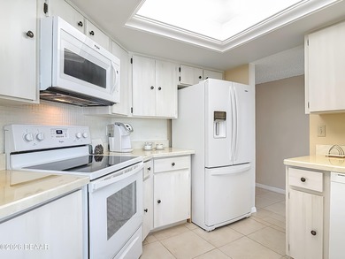 Priced to sell! Welcome home to this Golf Community Condo by the on Oceans Golf Club in Florida - for sale on GolfHomes.com, golf home, golf lot