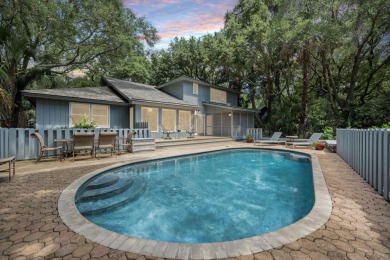 With sweeping views across Cougar Point Golf Course and a serene on Kiawah Island Resort - Cougar Point in South Carolina - for sale on GolfHomes.com, golf home, golf lot