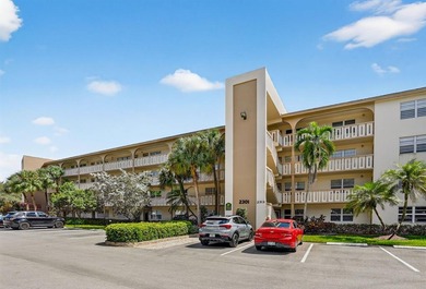 Lovely 2-Bedroom, 2-Bath Condo in Lucaya
Step into this on Wynmoor Golf Course in Florida - for sale on GolfHomes.com, golf home, golf lot