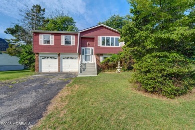 Just Listed on the Atlantis Golf Course! Welcome to this on Ocean County Golf Course At Atlantis in New Jersey - for sale on GolfHomes.com, golf home, golf lot
