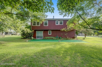 Just Listed on the Atlantis Golf Course! Welcome to this on Ocean County Golf Course At Atlantis in New Jersey - for sale on GolfHomes.com, golf home, golf lot