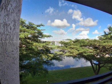 MUST SEE! Beautiful completely remodeled penthouse 2/2 condo in on Sunrise Lakes Phase IV Golf Course in Florida - for sale on GolfHomes.com, golf home, golf lot