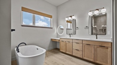 Final Phase Alert: Luxury Townhomes at Redlands Mesa Golf on The Golf Club At Redlands Mesa in Colorado - for sale on GolfHomes.com, golf home, golf lot