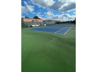 Lovely and well maintained, extended FIRST FLOOR 1/1.5 unit with on Sunrise Lakes Phase III in Florida - for sale on GolfHomes.com, golf home, golf lot