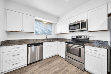 Thoughtfully designed, spacious floorplan just steps away from on Sun City South Golf Course in Arizona - for sale on GolfHomes.com, golf home, golf lot