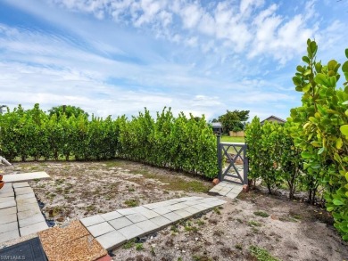 **CHARMING 2015 Manufactured Home for Sale! Riviera Golf on Riviera Golf Club in Florida - for sale on GolfHomes.com, golf home, golf lot