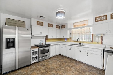 Beautiful spacious Home for sale. Home recently reduced to on Saint Josephs Bay Country Club in Florida - for sale on GolfHomes.com, golf home, golf lot
