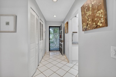 Welcome to Hunters Run Country Club! This 2 bedroom, 2 bathroom on Hunters Run Golf and Country Club in Florida - for sale on GolfHomes.com, golf home, golf lot
