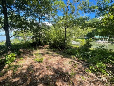 Wonderful gently sloping lot in a cove right off of the main for sale on GolfHomes.com