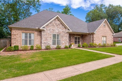 Beautiful 4 bedroom, 2 bath, & BONUS ROOM home in Benton on a on Silver Springs Country Club in Arkansas - for sale on GolfHomes.com, golf home, golf lot