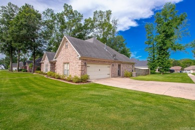 Beautiful 4 bedroom, 2 bath, & BONUS ROOM home in Benton on a on Silver Springs Country Club in Arkansas - for sale on GolfHomes.com, golf home, golf lot