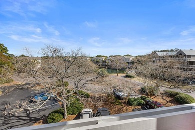 Gorgeous Racquet Club townhome with breathtaking marsh and creek on The Seabrook Island Club in South Carolina - for sale on GolfHomes.com, golf home, golf lot