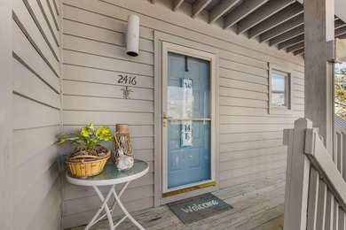 Gorgeous Racquet Club townhome with breathtaking marsh and creek on The Seabrook Island Club in South Carolina - for sale on GolfHomes.com, golf home, golf lot