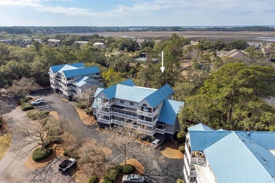 Gorgeous Racquet Club townhome with breathtaking marsh and creek on The Seabrook Island Club in South Carolina - for sale on GolfHomes.com, golf home, golf lot