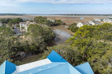 Gorgeous Racquet Club townhome with breathtaking marsh and creek on The Seabrook Island Club in South Carolina - for sale on GolfHomes.com, golf home, golf lot