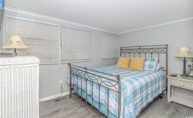 Do you want to live on VACATION full time or have a fabulous on Prestwick Country Club in South Carolina - for sale on GolfHomes.com, golf home, golf lot