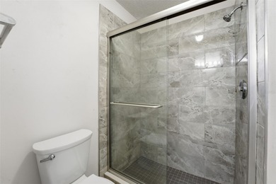 One or more photo(s) has been virtually staged. This is the on Venice East Golf Club in Florida - for sale on GolfHomes.com, golf home, golf lot