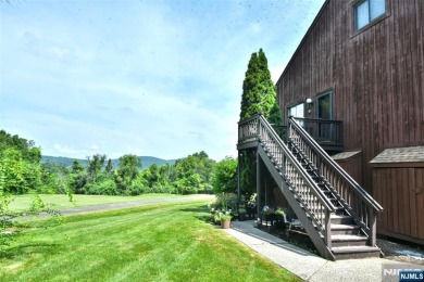 This beautiful 3-bedroom 2 bath end unit located on the golf on Minerals Golf Club in New Jersey - for sale on GolfHomes.com, golf home, golf lot
