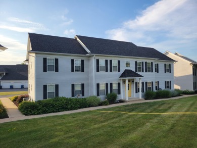 *****MOVE-IN READY!!!*****Experience the ease of on The Course at Aberdeen in Indiana - for sale on GolfHomes.com, golf home, golf lot